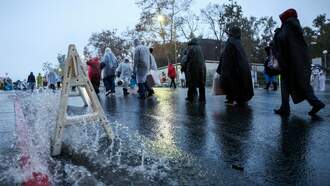 Northeast Dealing With Lake Effect Snow, As West Coast Braces For More Rain