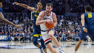Make it 10 straight for #4 UConn MBB !! 73-57 over Marquette