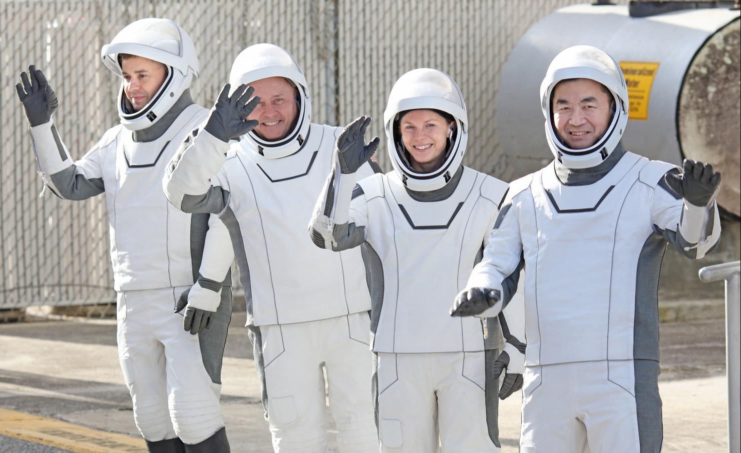 US-SPACE-NASA-CREW-11-SPACEX