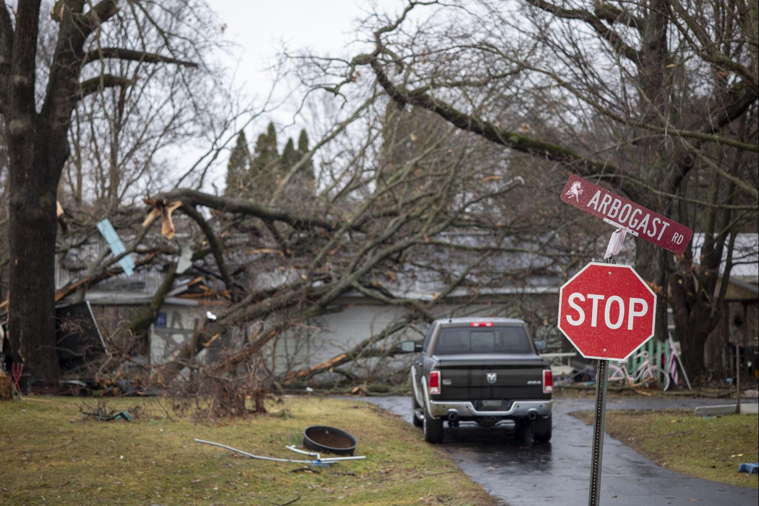 Tornado Leaves Multiple People Dead in Southwest Michigan