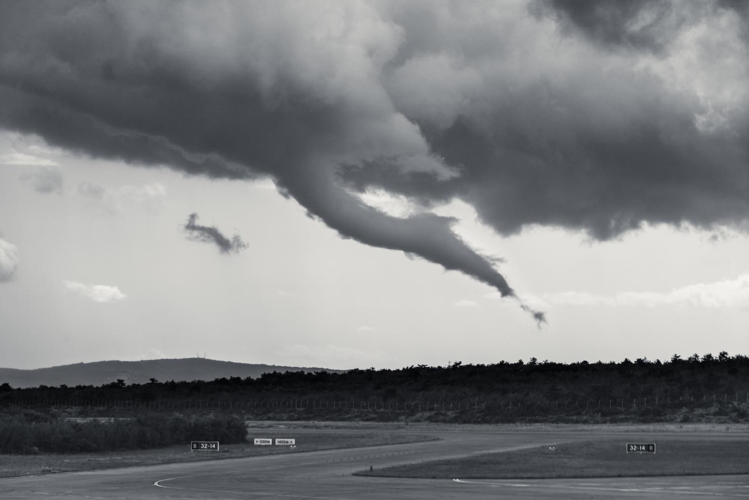 Funnel cloud