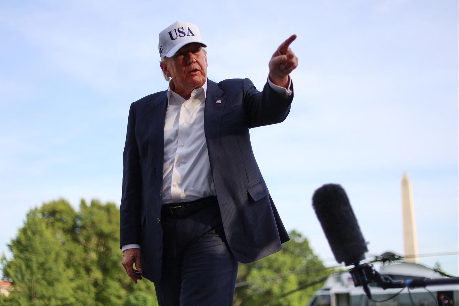 TOPSHOT-US-POLITICS-TRUMP