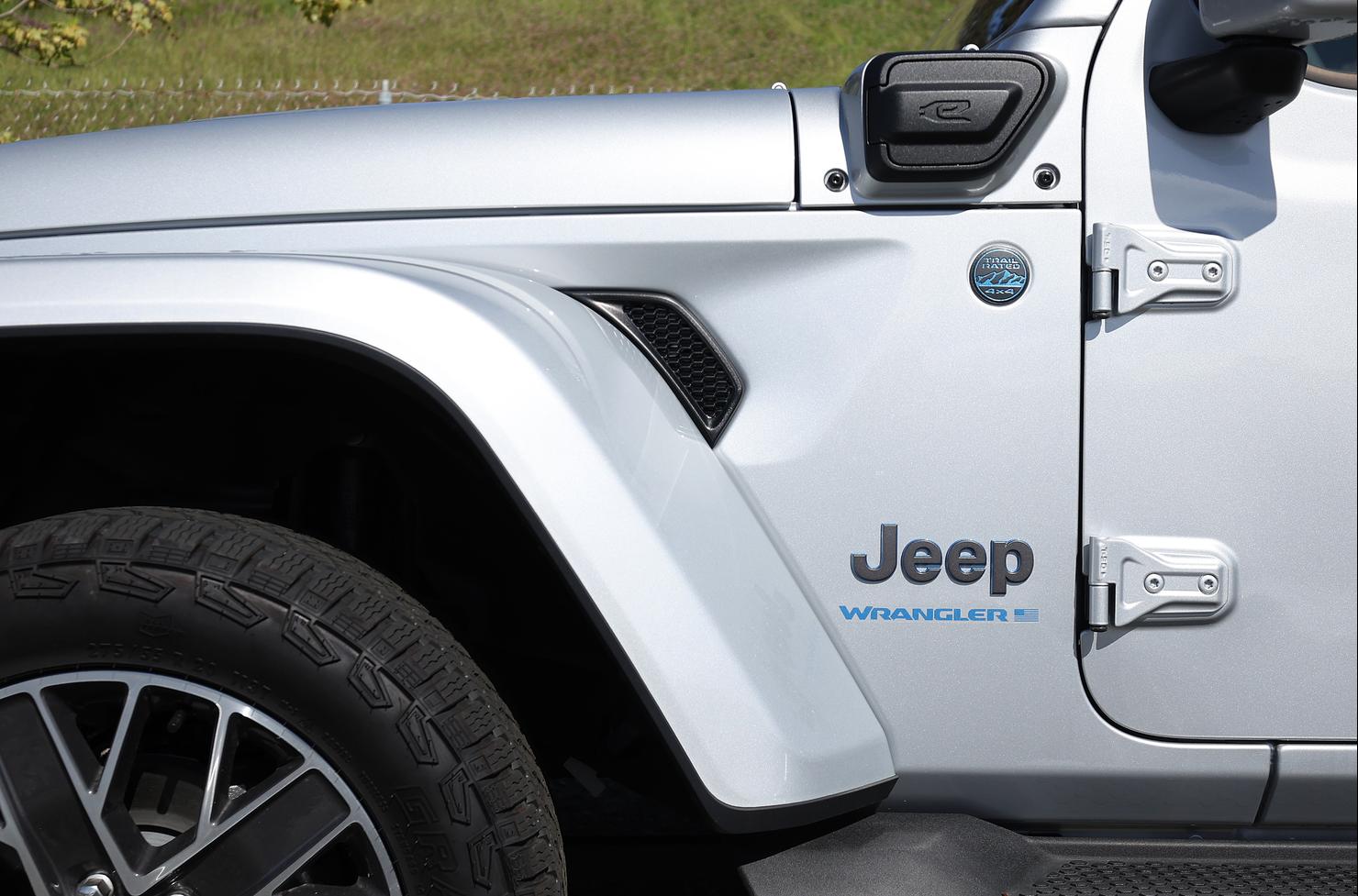 U.S. Car Companies Shift Focus From Electric Vehicles To Hybrids