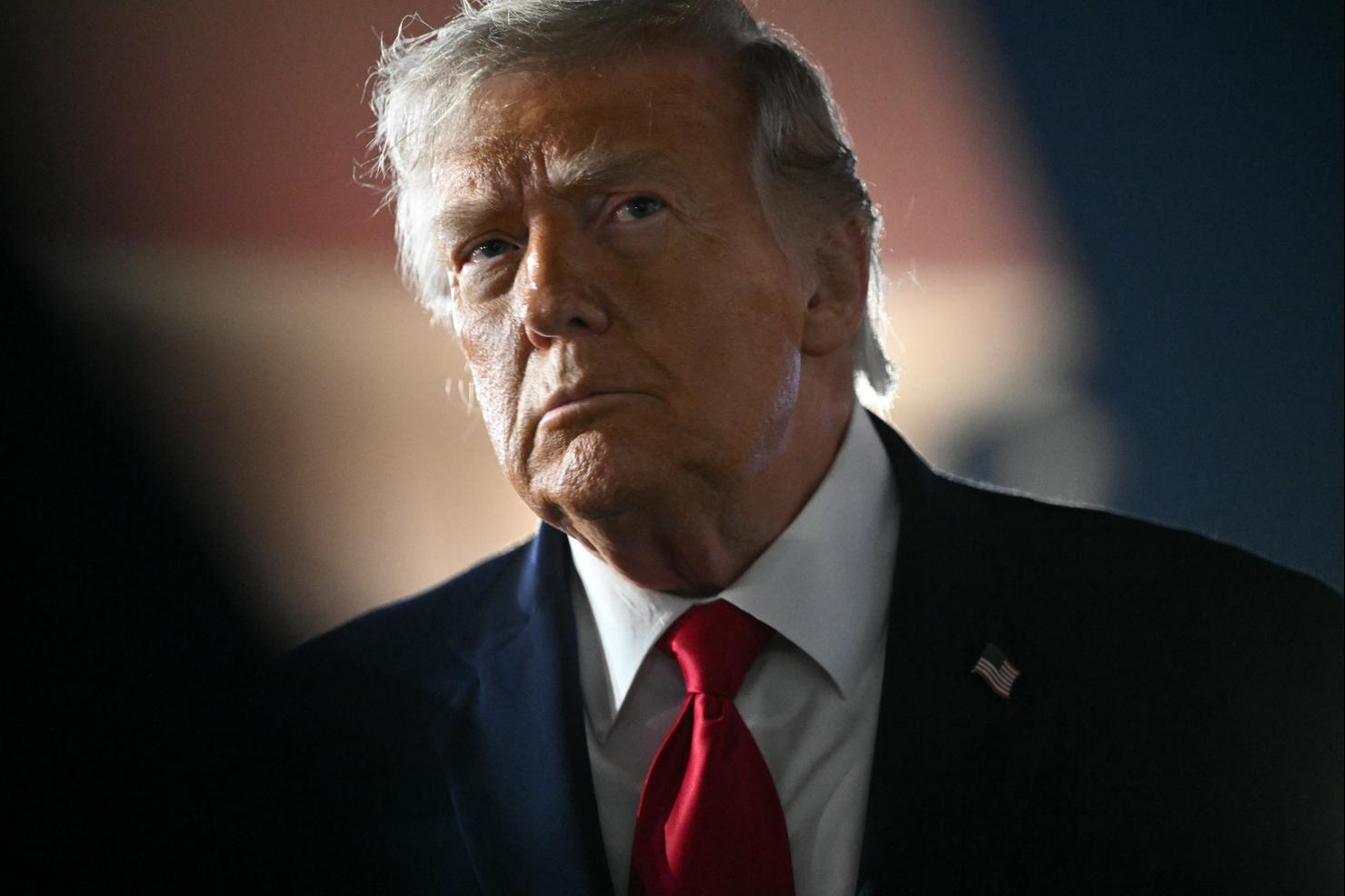 TOPSHOT-CORRECTION / US-POLITICS-TRUMP