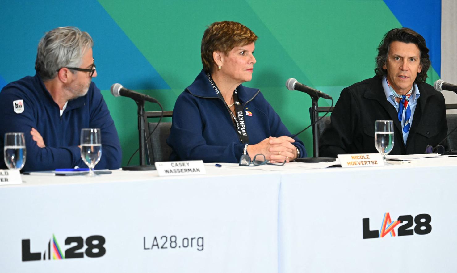 US-OLY-2028-USA-PRESSER