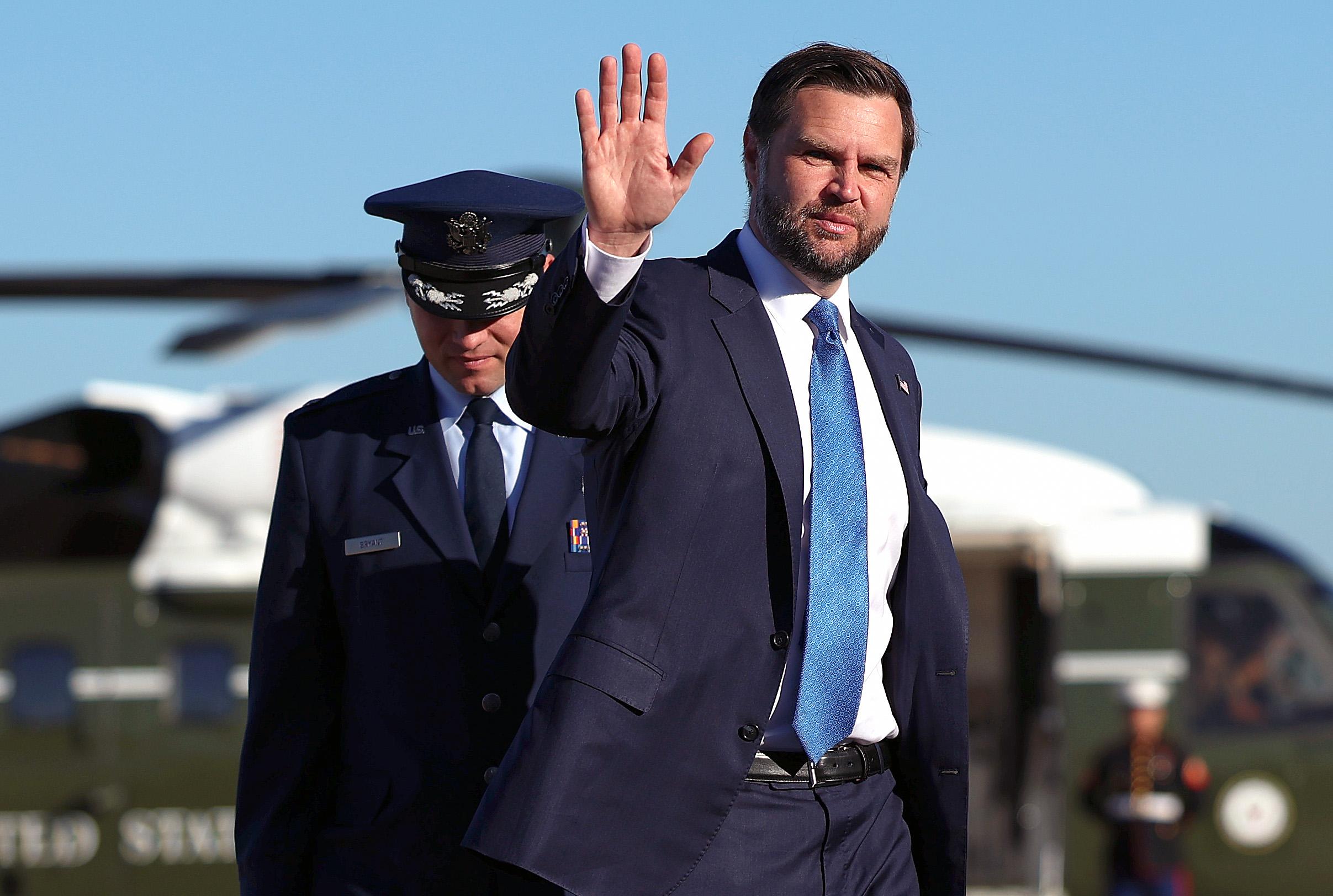 Vance, Rubio Early GOP Presidential Favorites | iHeart