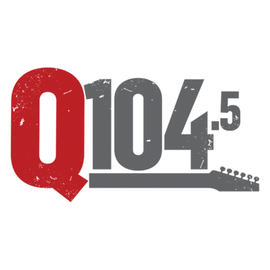 Q104.5 logo