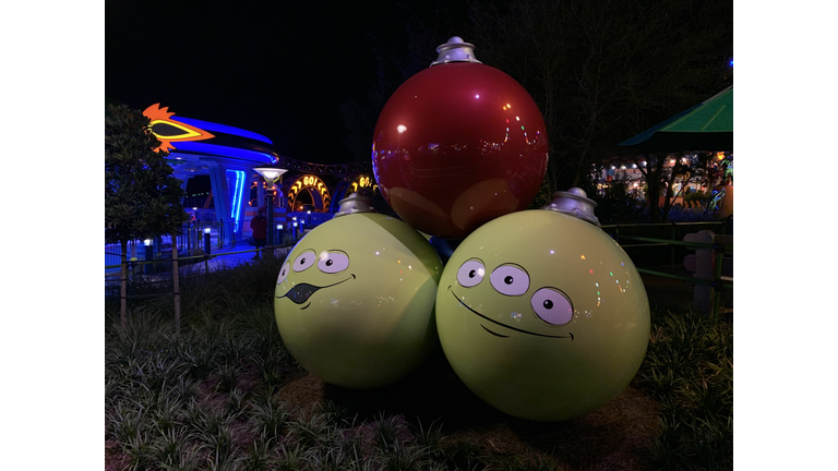 WDW The Gift of Magic Holiday Event