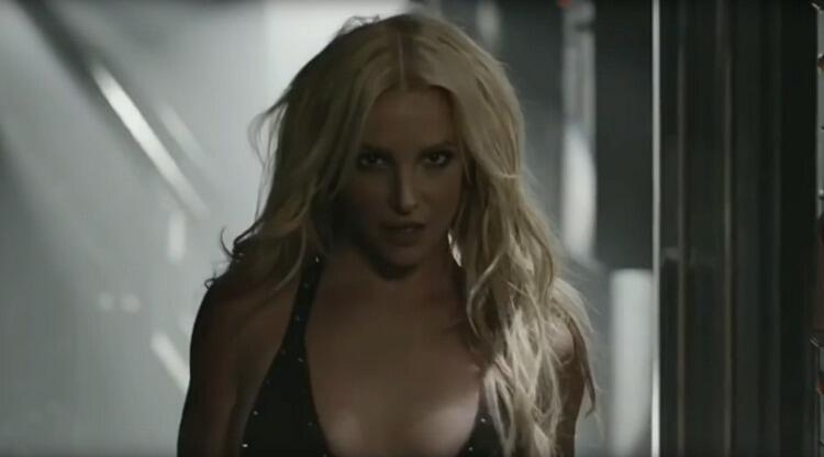 Britney Spears Make Me Leak