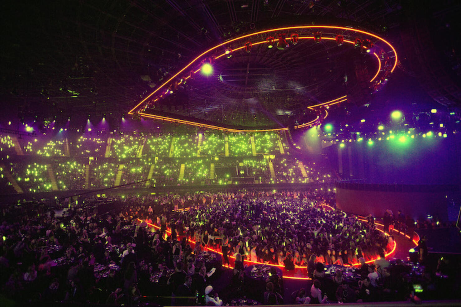 2016 iHeartRadio Music Awards Stage