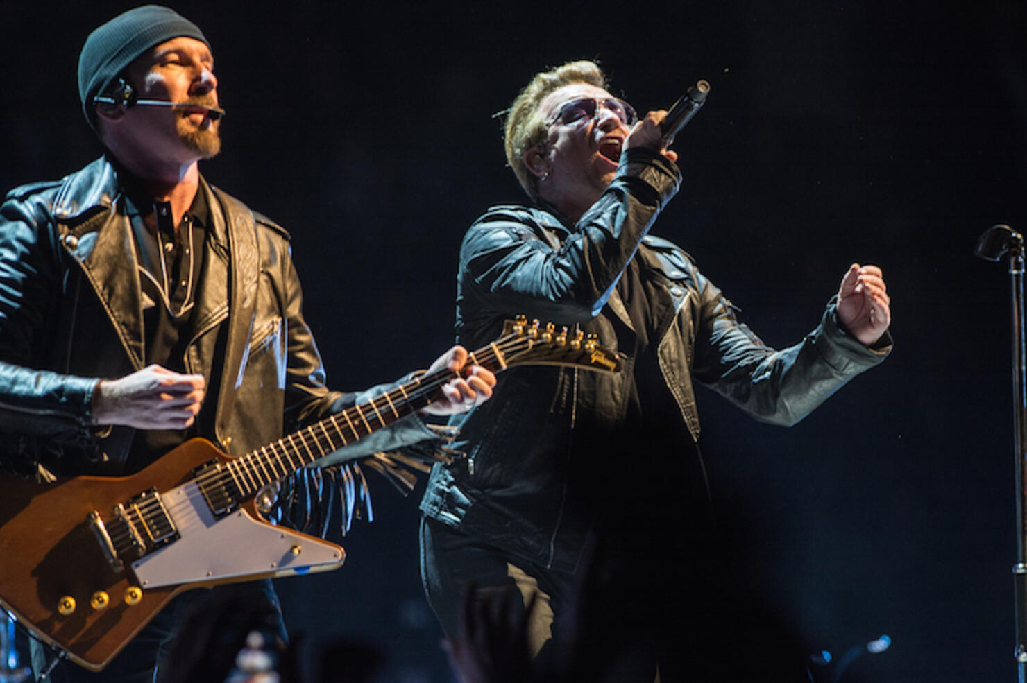 U2