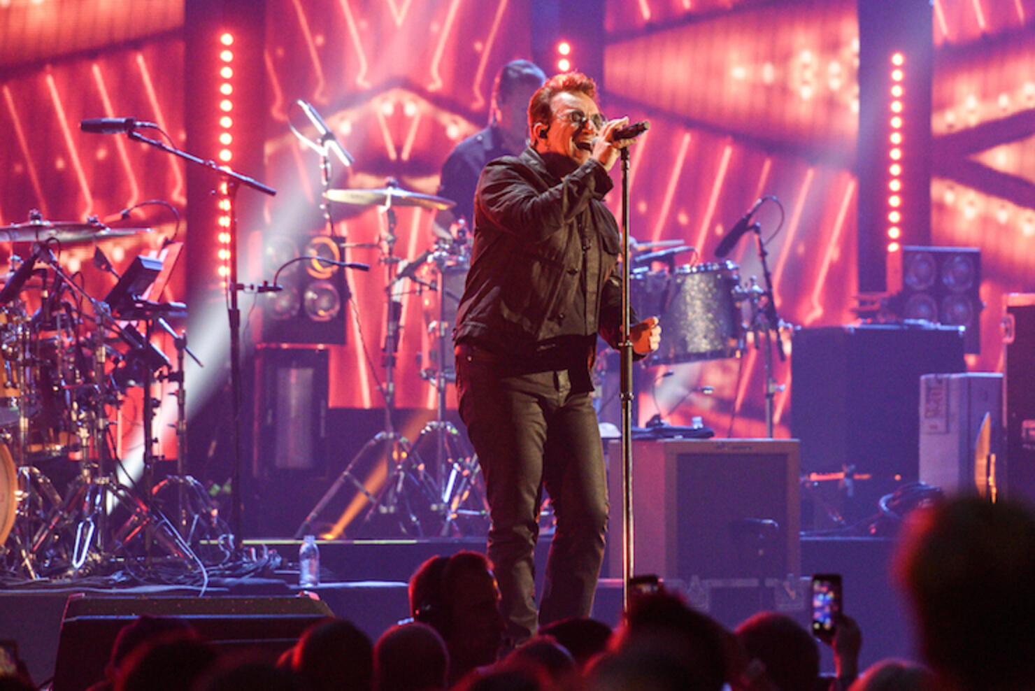 U2