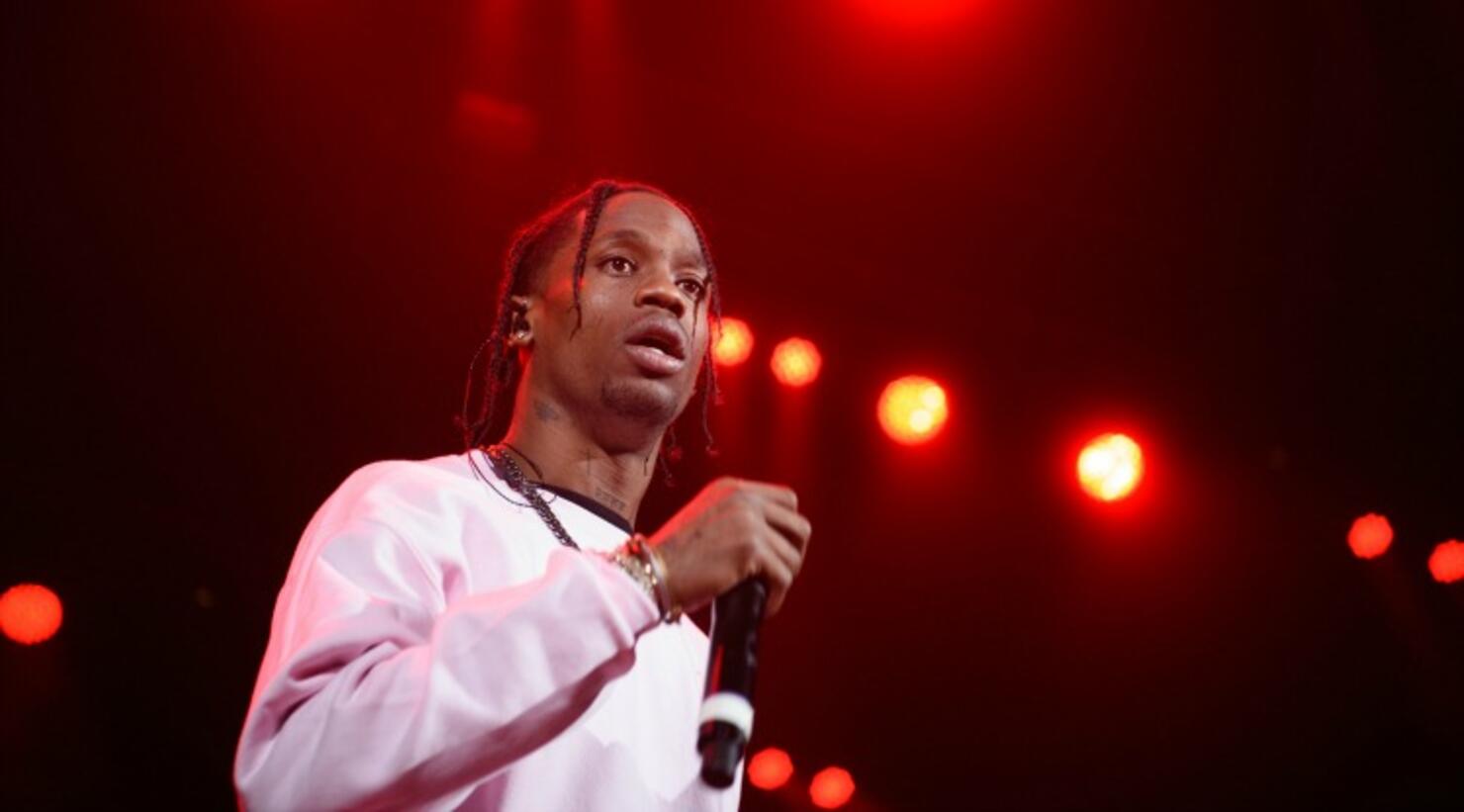 Travis Scott Curses Out A Security Guard ... In Auto-Tune (VIDEO) | iHeart