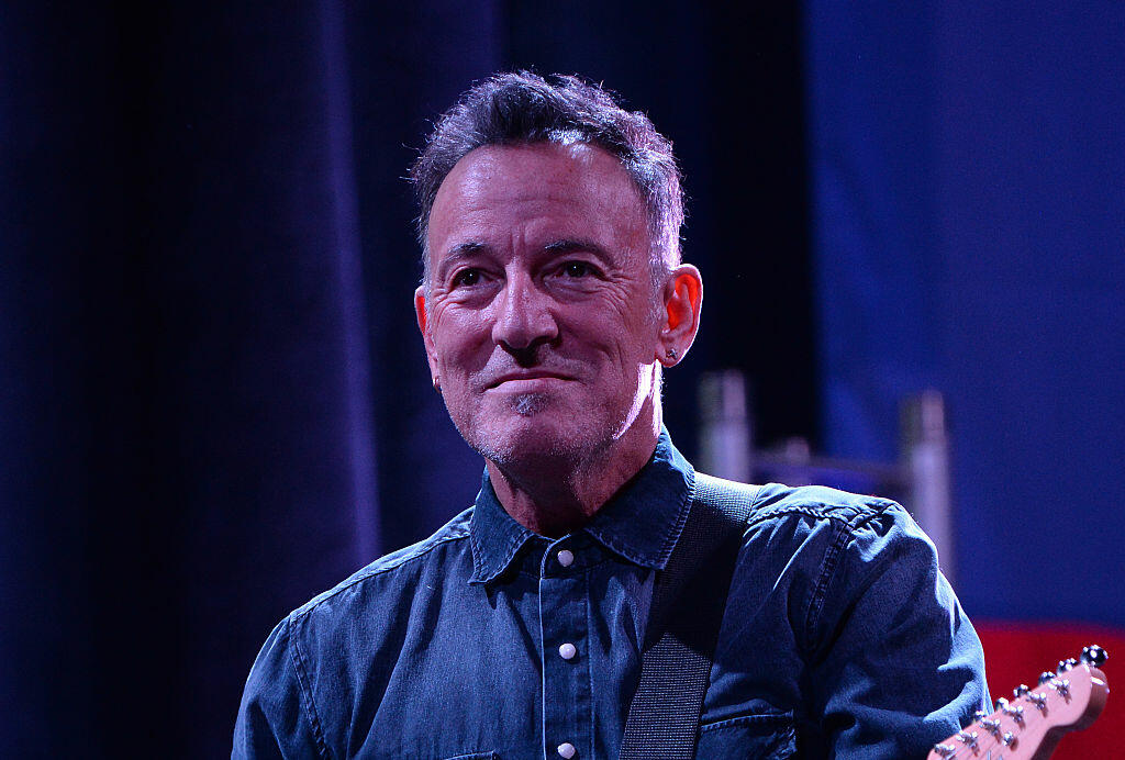 NEW YORK, NY - NOVEMBER 01:  Bruce Springsteen performs on stage as The New York Comedy Festival and The Bob Woodruff Foundation present the 10th Annual Stand Up for Heroes event at The Theater at Madison Square Garden on November 1, 2016 in New York City.  (Photo by Kevin Mazur/Getty Images for The Bob Woodruff Foundation)