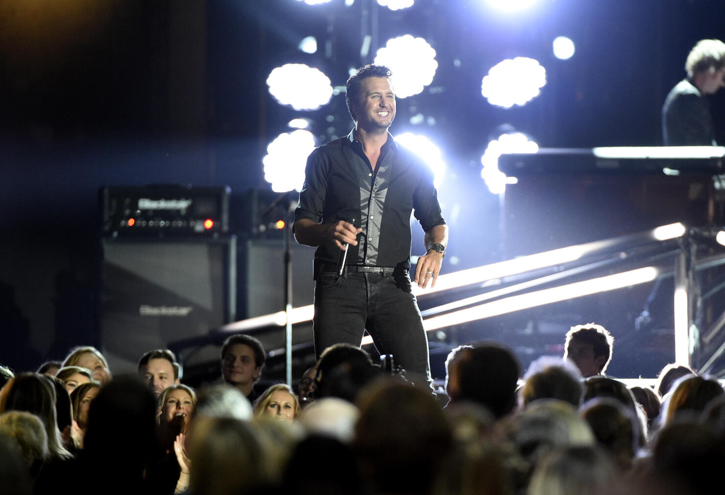 The 50th Annual CMA Awards - Show