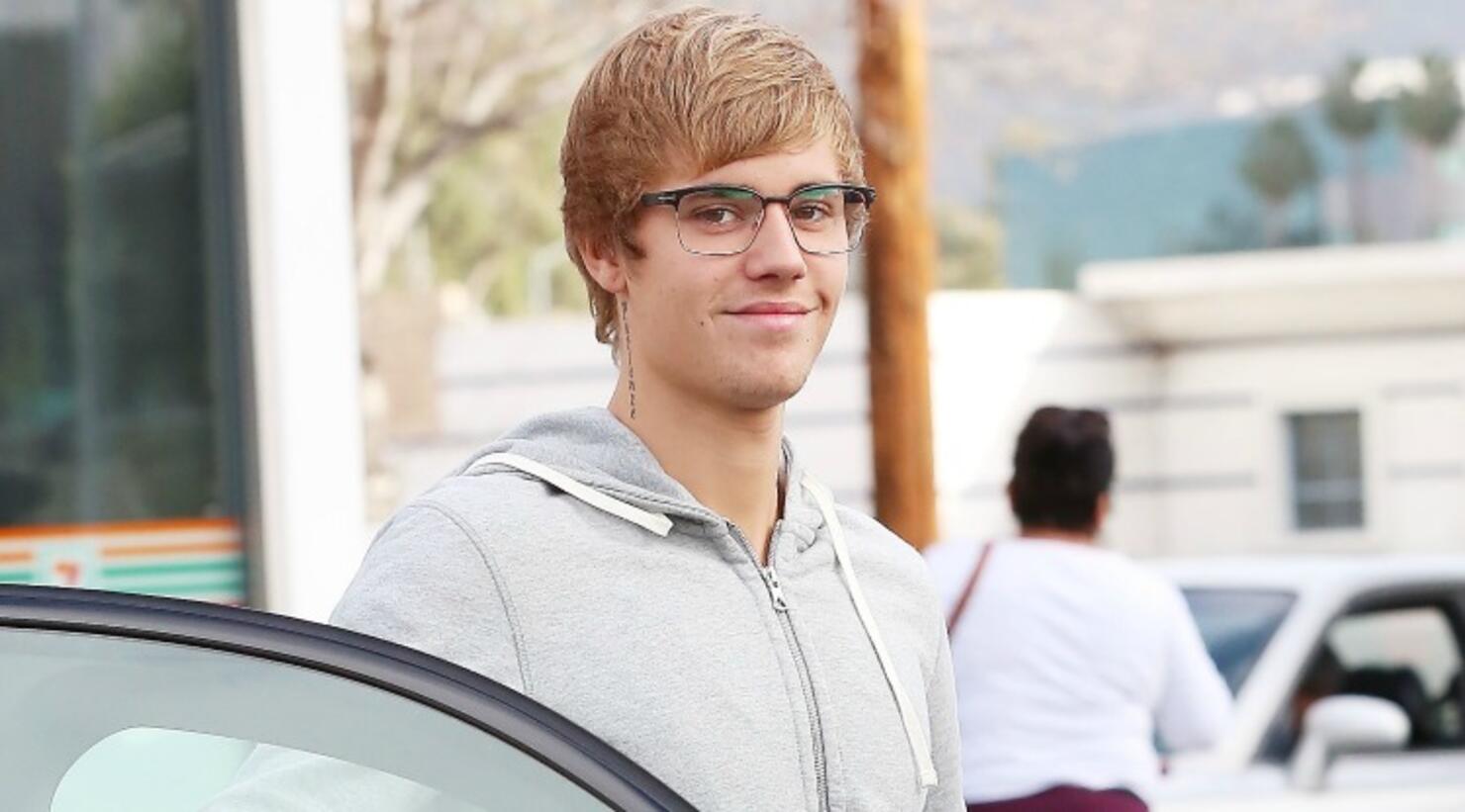 Justin bieber 2024 wearing glasses