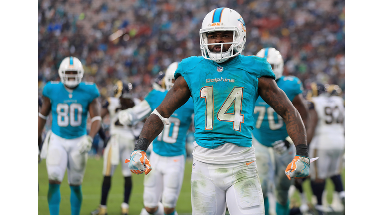 Miami Dolphins v Los Angeles Rams