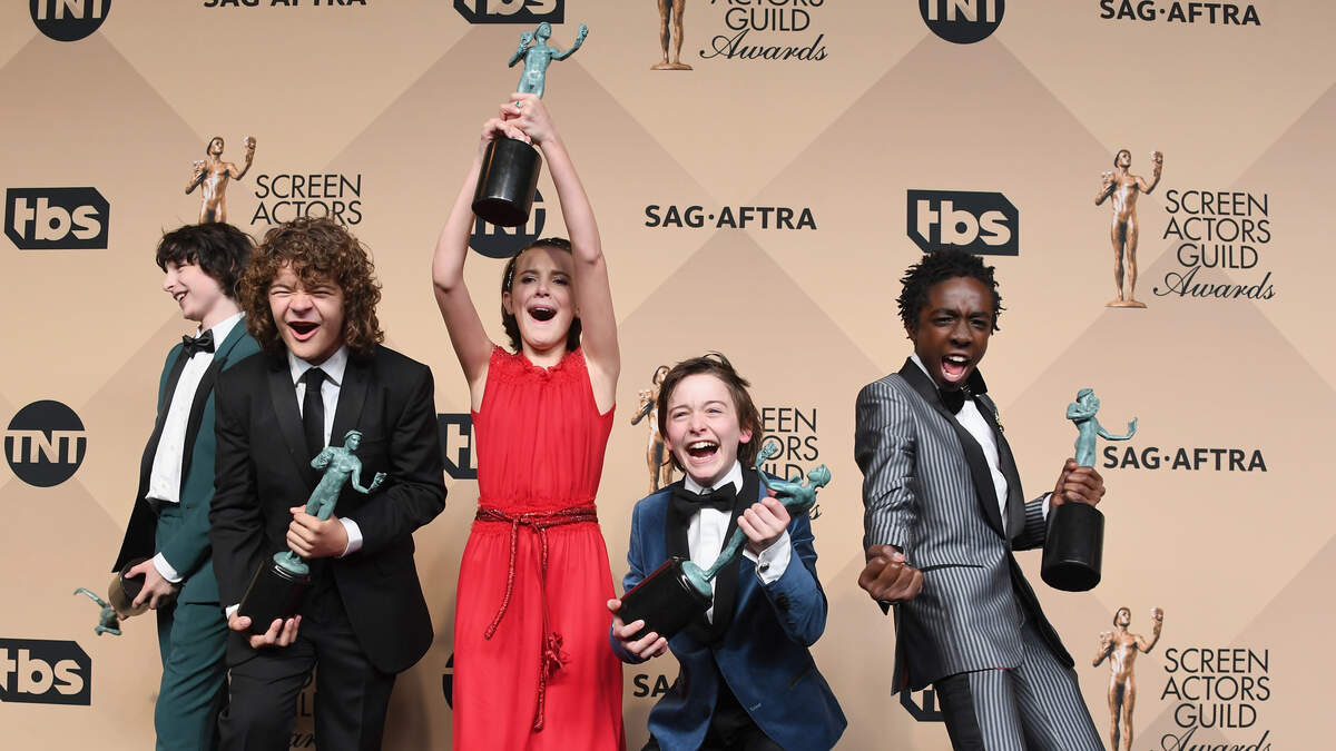 Stranger Things: La rivincita di Barb ai SAG Awards 2017!