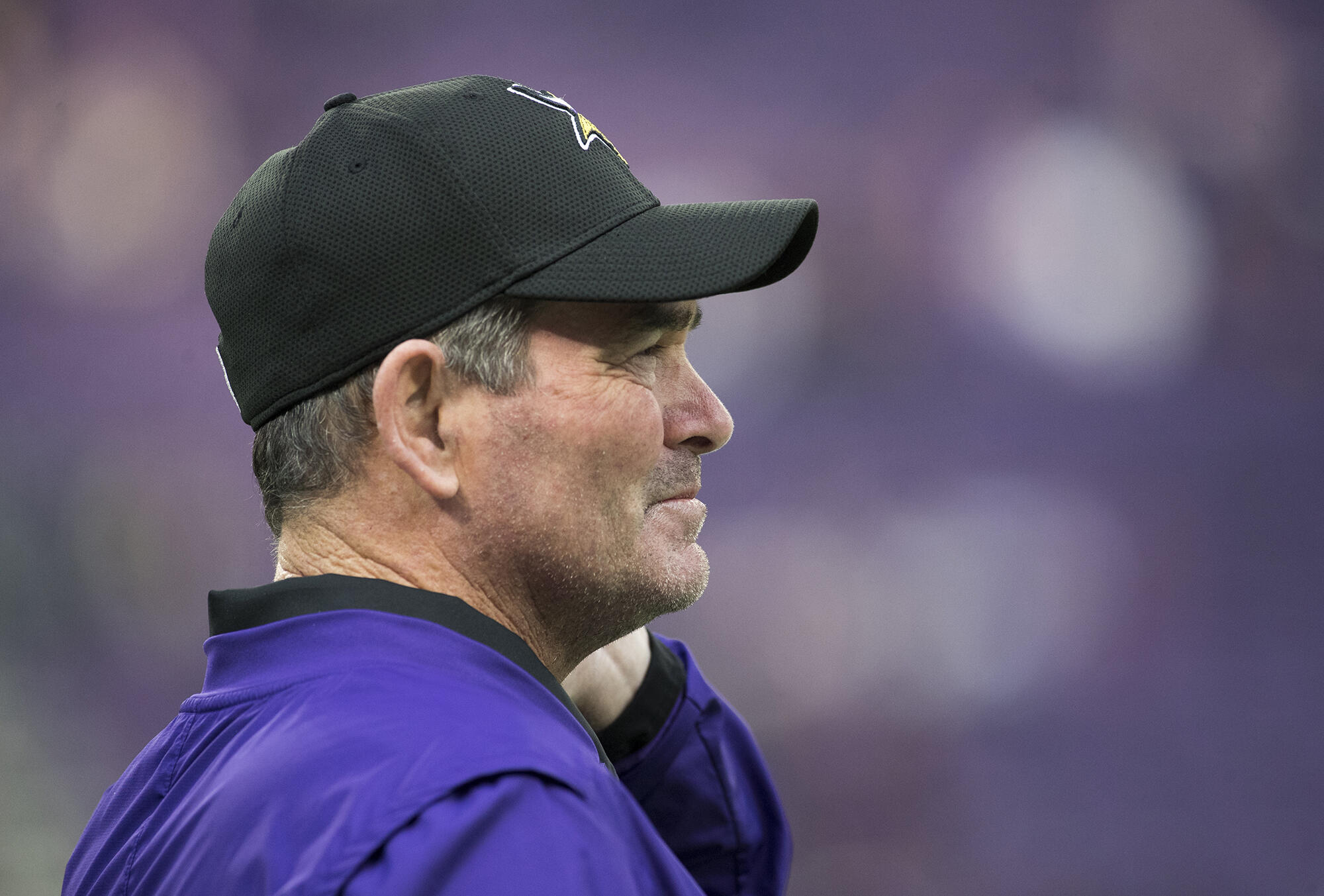 MINNEAPOLIS, MN - DECEMBER 18: Minnesota Vikings head coach Mike Zimmer before the game against the Indianapolis Colts on December 18, 2016 at US Bank Stadium in Minneapolis, Minnesota. (Photo by Adam Bettcher/Getty Images)