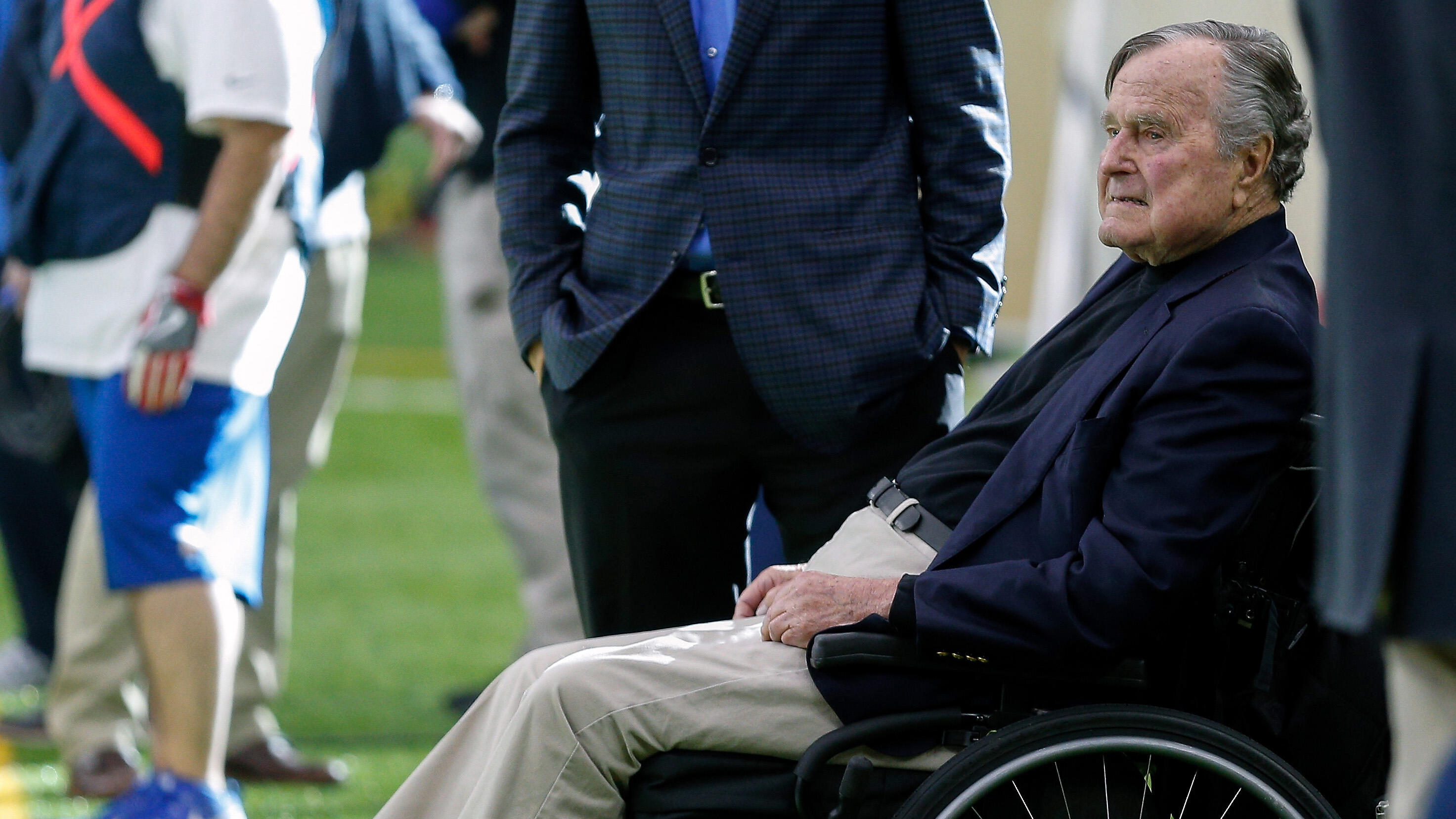 President H.W. Bush, Barbara Bush Perform Coin Flip at Super Bowl LI