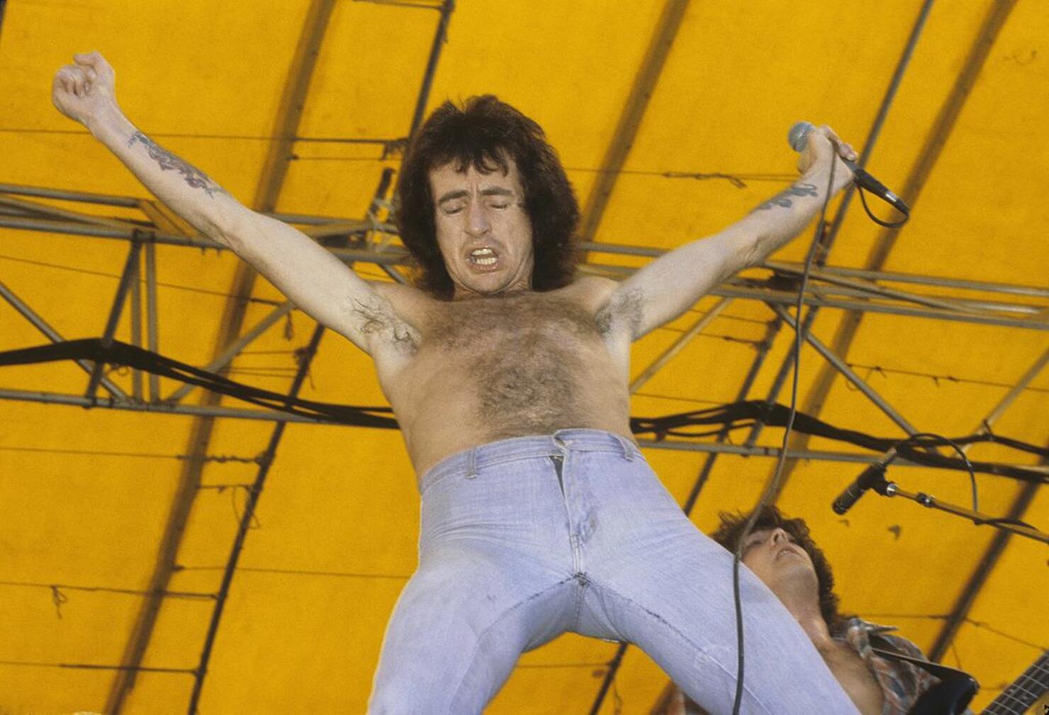 Bon Scott Of AC/DC Perfoms Live