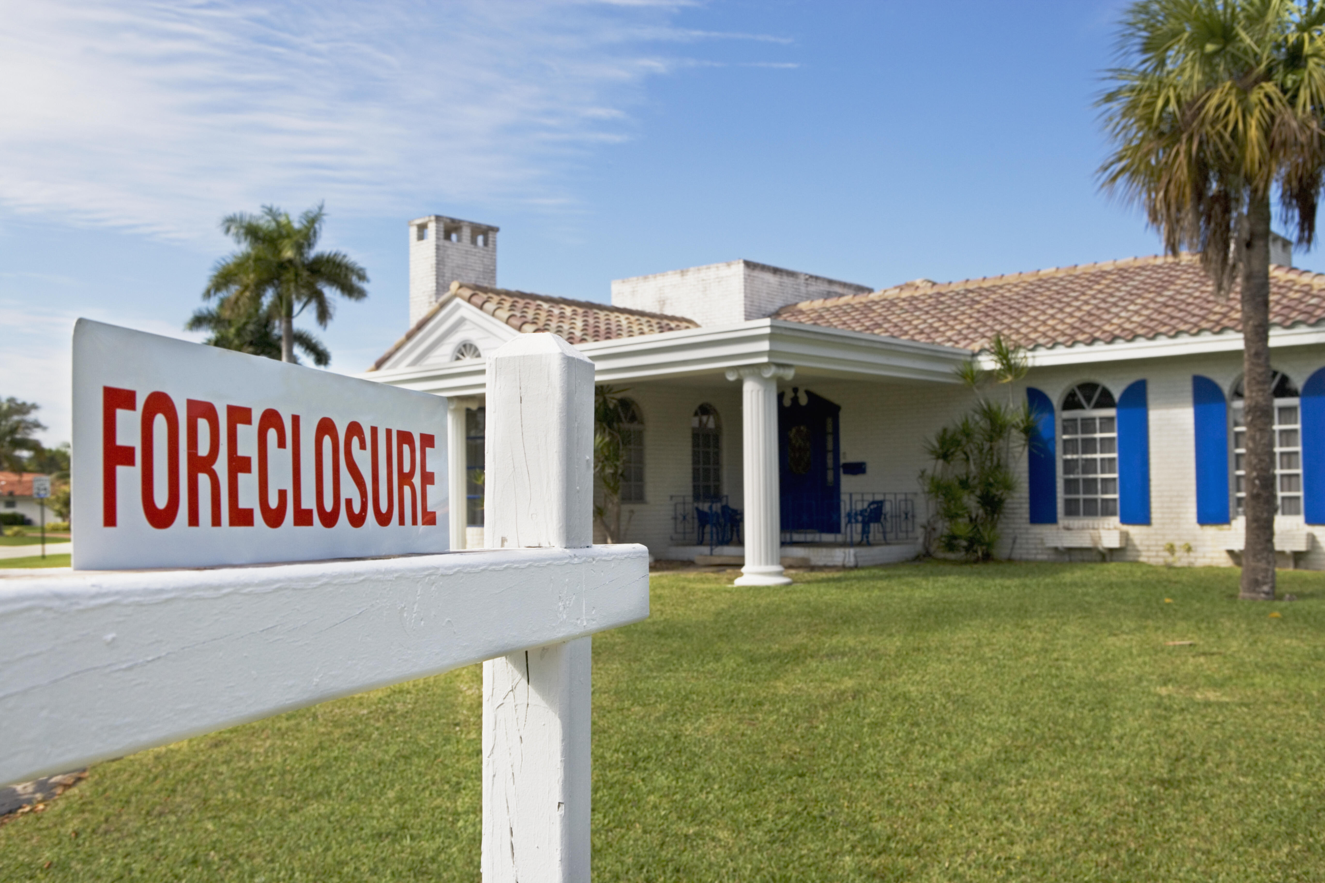 Neighbor Beware: Pandemic Brings Back 'Zombie Foreclosures' - Thumbnail Image