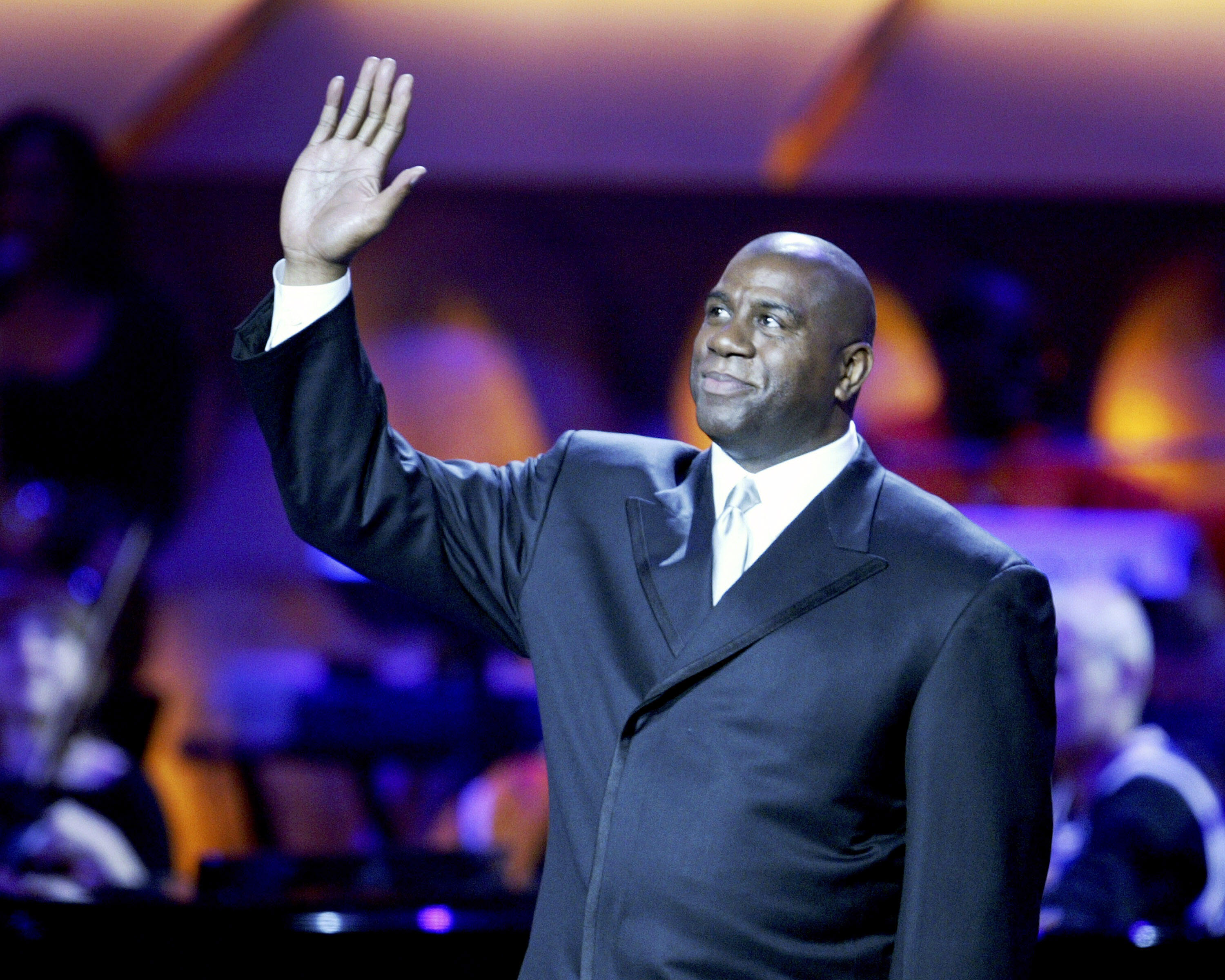 LOS ANGELES - FEBRUARY 12:  (US TABS OUT; HOLLYWOOD REPORTER OUT) Former Los Angeles Lakers star Magic Johnson waves to the audience during the 