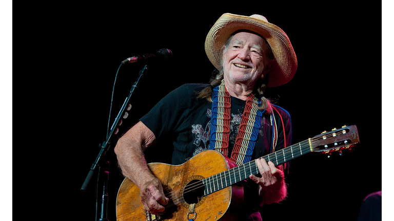 2011 Willie Nelson's Country Throwdown Tour