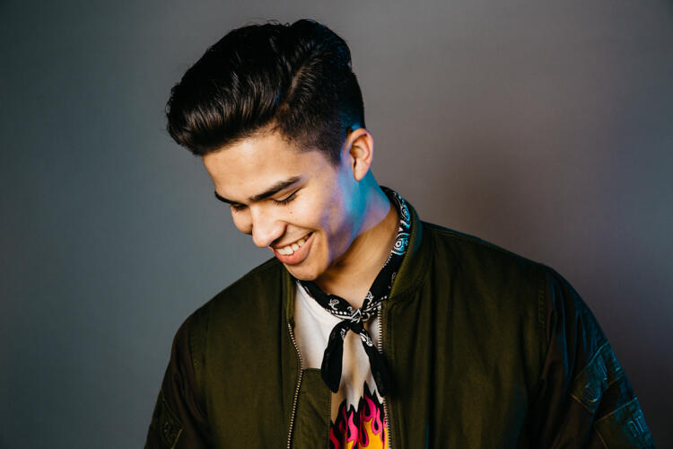 INTERVIEW: Alex Aiono On New Song 'Work The Middle' & iHeartRadio Music ...