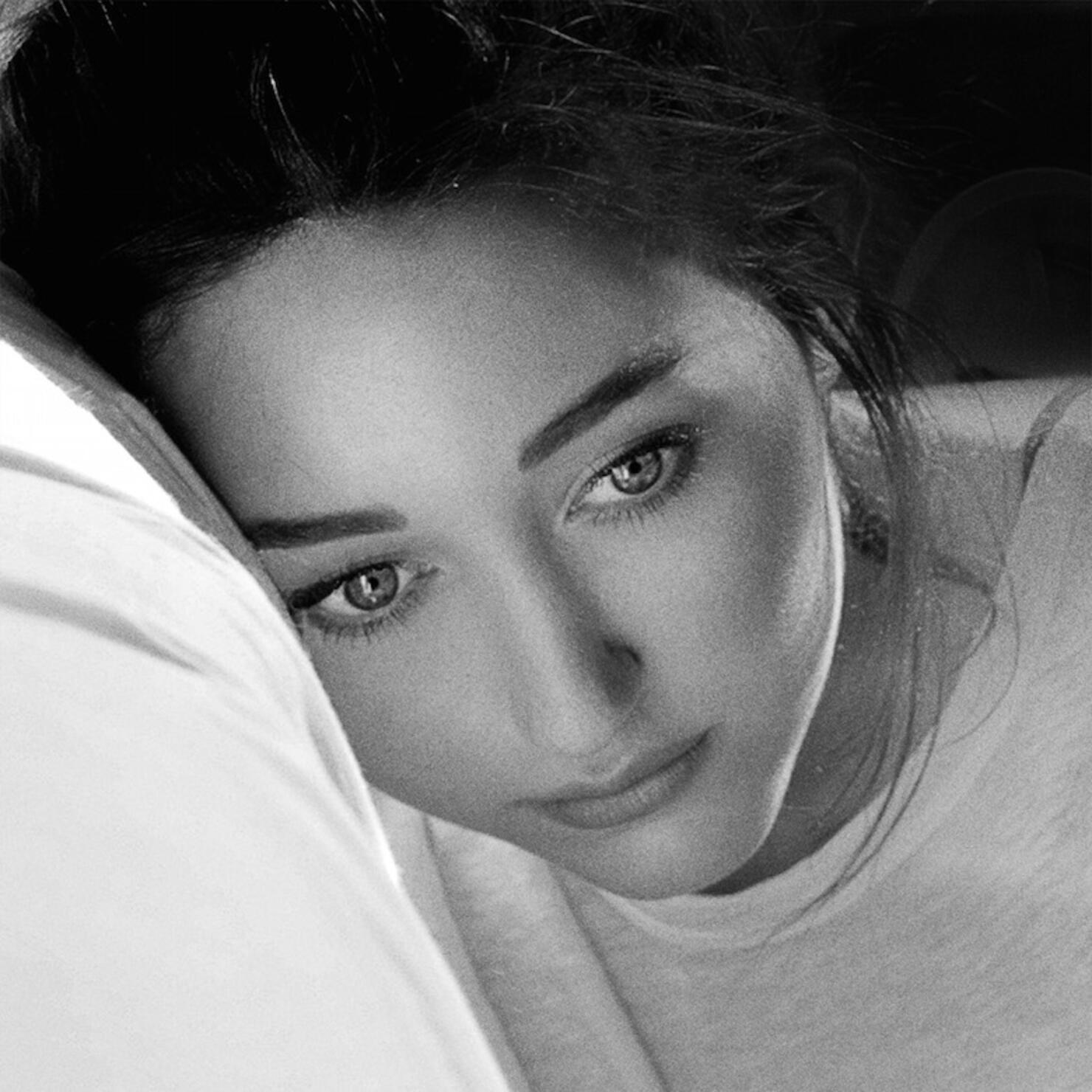 Noah Cyrus Black and White Profile Pic