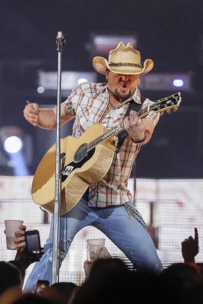 KANATA, ON - FEBRUARY 09:  Jason Aldean performs live at Canadian Tire Centre on February 9, 2014 in Kanata, Canada.  (Photo by Mark Horton/WireImage)