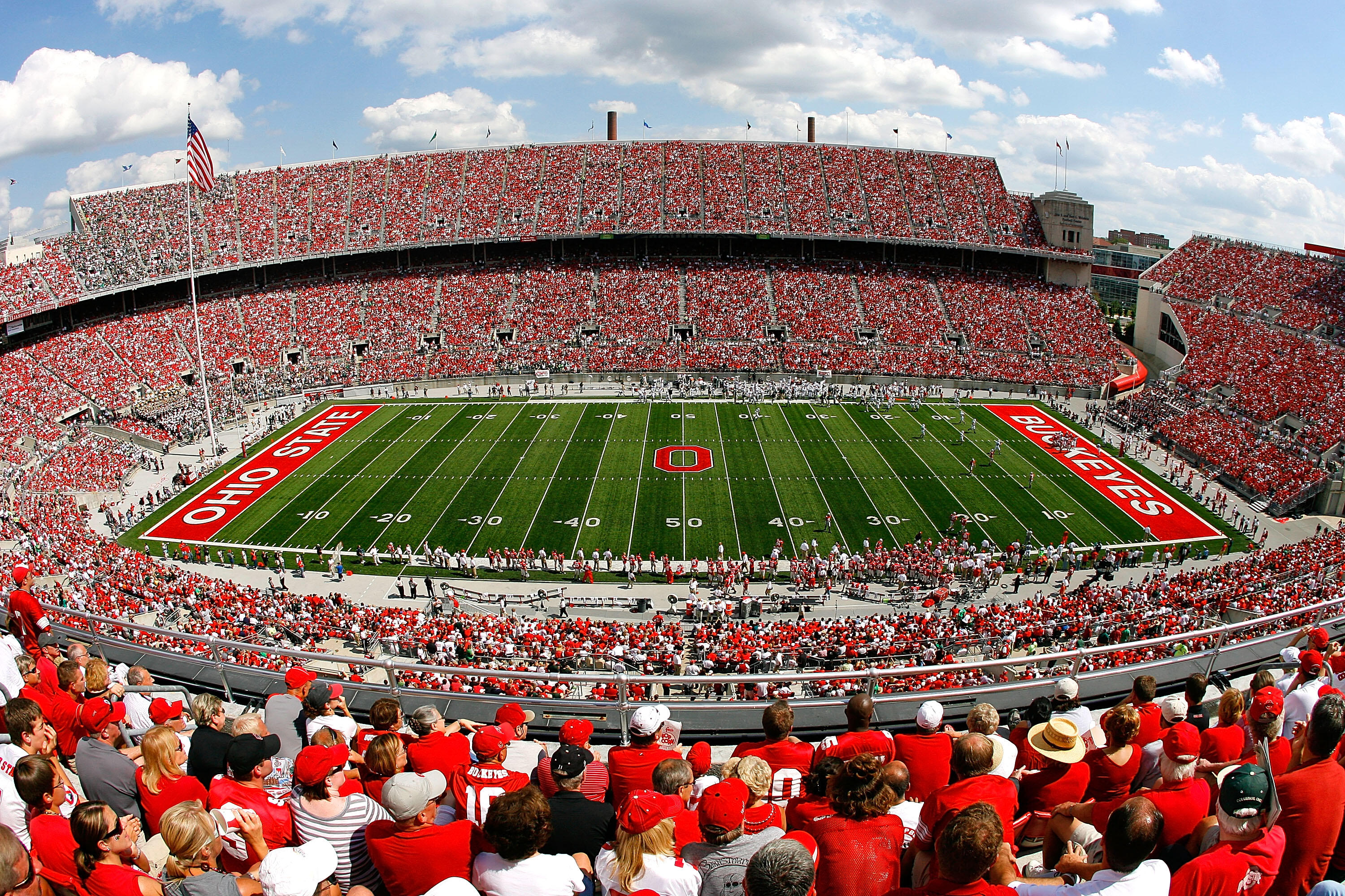 Football states. Кан стадион. Пятое третье месторождение стадион Огайо. Football Stadium Fans. Ohio State University Sport.