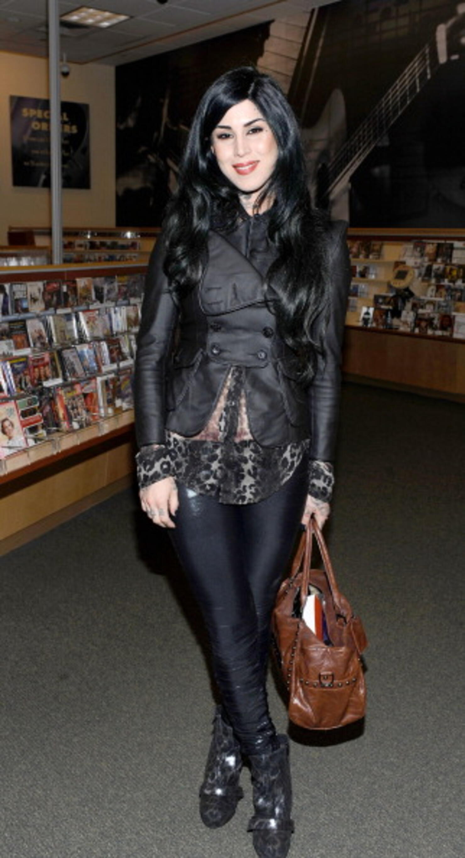 Jesse James Book Signing For "American Outlaw"