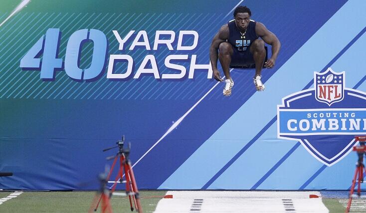 INDIANAPOLIS, IN - MARCH 05: Outside linebacker Jabrill Peppers of Michigan prepares to run the 40-yard dash during day five of the NFL Combine at Lucas Oil Stadium on March 5, 2017 in Indianapolis, Indiana. (Photo by Joe Robbins/Getty Images)