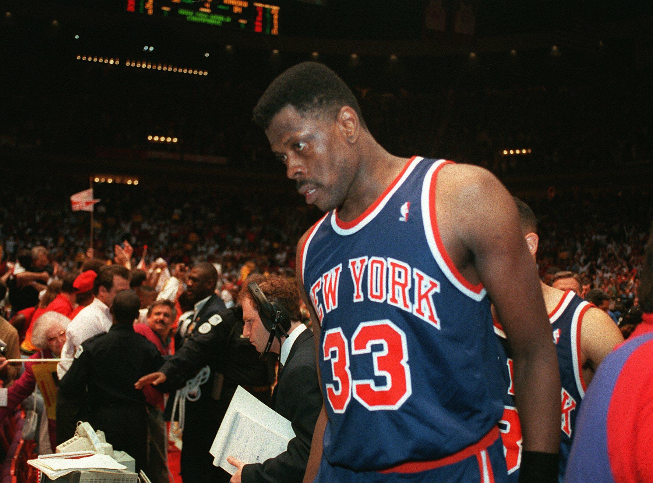 23 Jun 1994: NEW YORK KNICK PATRICK EWING WALKS OFF THE COURT FOLLOWING THE KNICK''S 90-84 LOSS TO THE HOUSTON ROCKETS FOR THE NBA CHAMPIONSHIP AT THE SUMMIT IN HOUSTON.