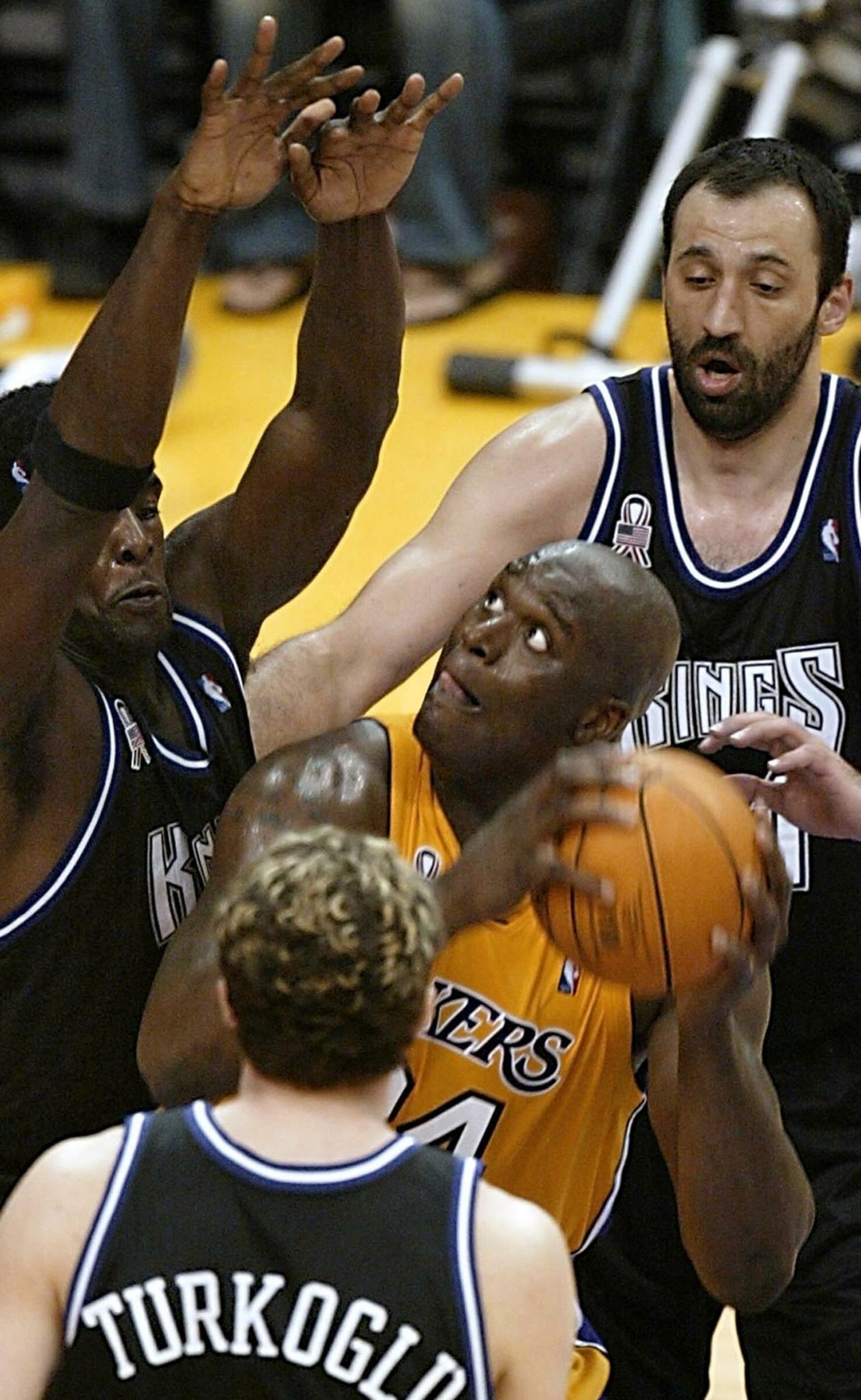 2002