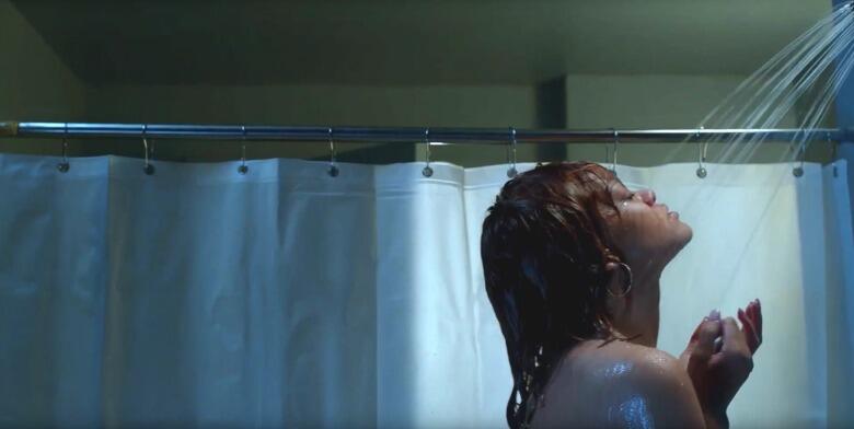 Rihanna Recreates Psycho Shower Scene On Bates Motel But There S A Huge Twist Iheart