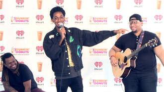 Adrian Daniel Performs Wildfire Live in the DDICL 