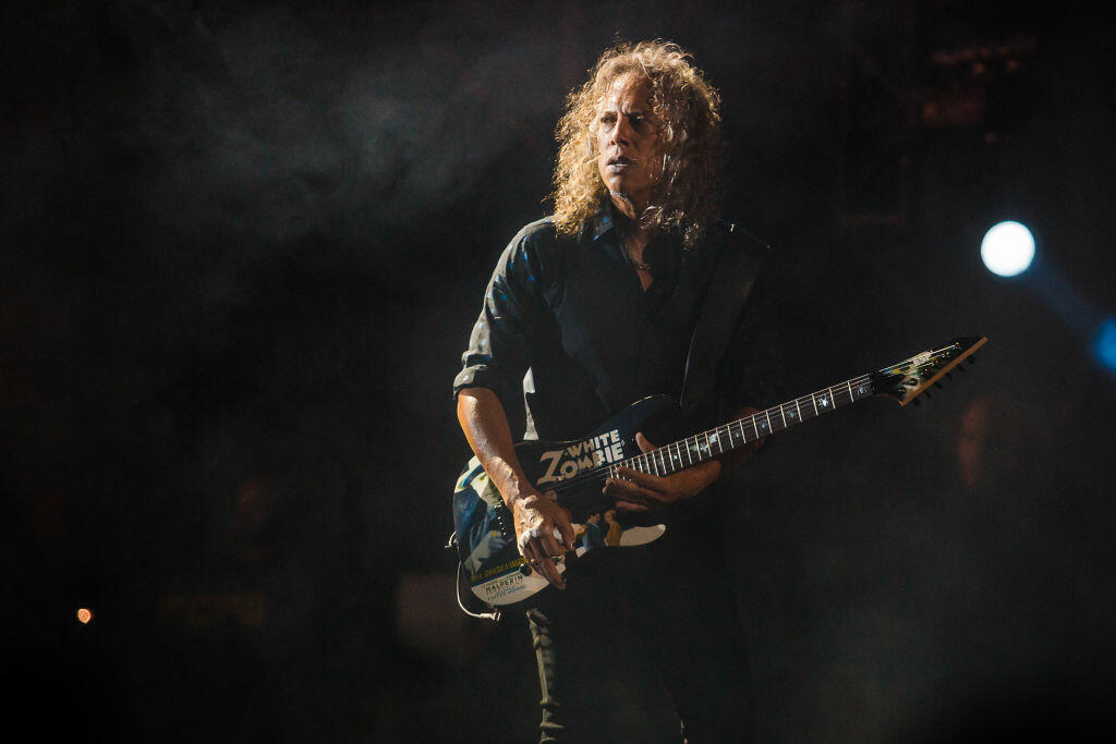 SAO PAULO, BRAZIL - MARCH 25: Kirk Hammett of the band Metallica performs live on stage at Autodromo de Interlagos on March 25, 2017 in Sao Paulo, Brazil. (Photo by Mauricio Santana/Getty Images)