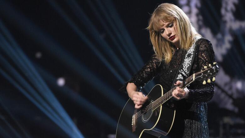 Musician Taylor Swift performs onstage during the 2017 DIRECTV NOW Super Saturday Night Concert at Club Nomadic on February 4, 2017 in Houston, Texas.