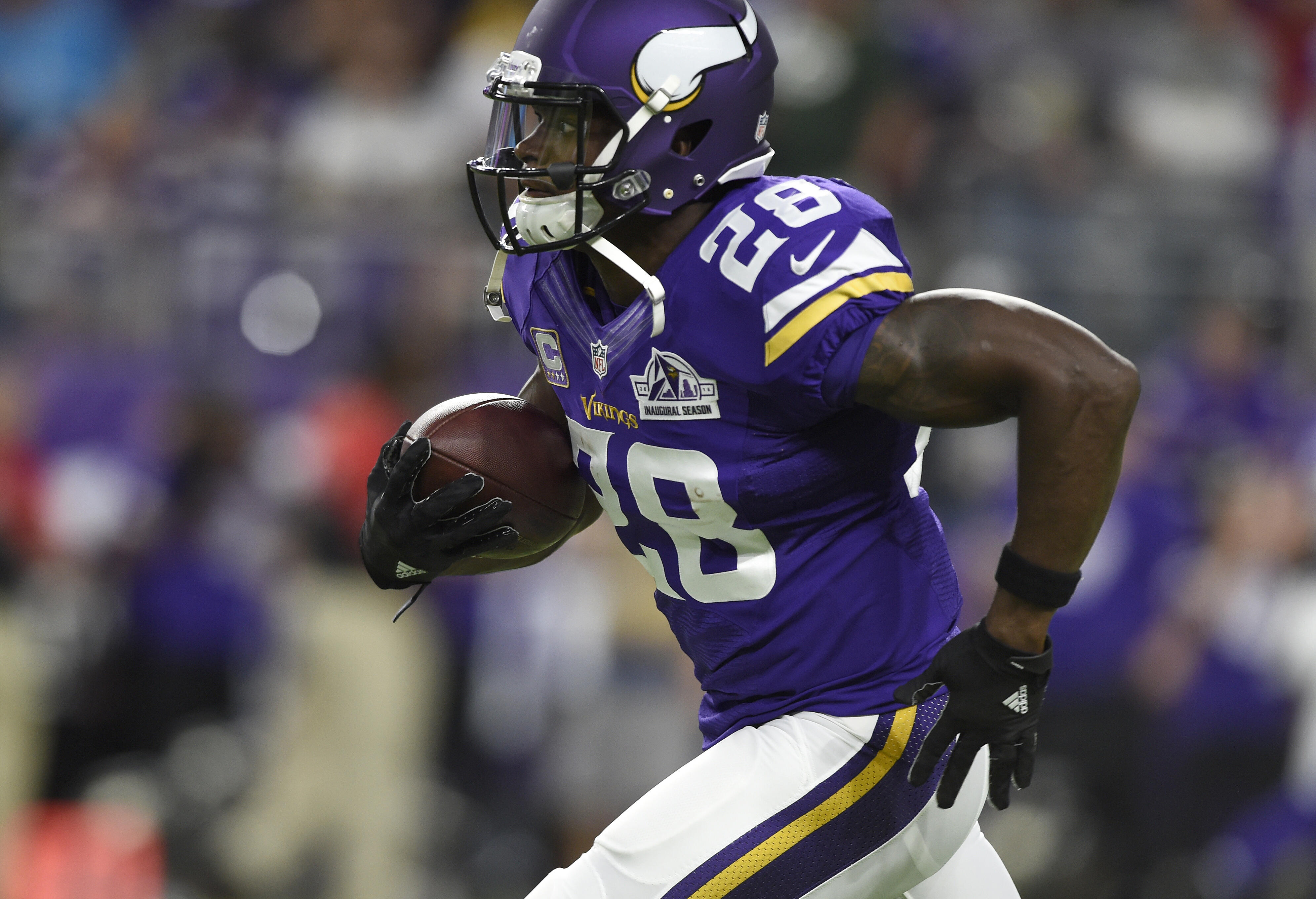 MINNEAPOLIS, MN - SEPTEMBER 18:  Adrian Peterson #28 of the Minnesota Vikings warms up prior to a game against the Green Bay Packers on September 18, 2016 at US Bank Stadium in Minneapolis, Minnesota. (Photo by Hannah Foslien/Getty Images)