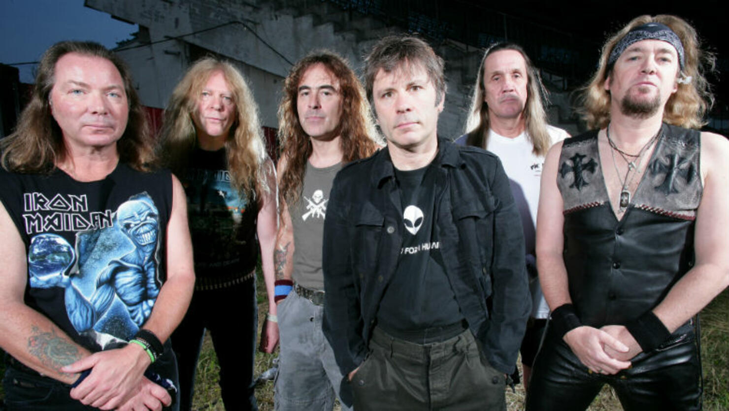 Iron Maiden - Hallowed Be Thy Name 