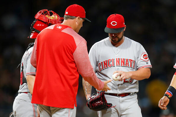 PITTSBURGH, PA - APRIL 10:  Brandon Finnegan #29 of the Cincinnati Reds is removed from the game by manager Bryan Price #38 in the third inning against the Pittsburgh Pirates at PNC Park on April 10, 2017 in Pittsburgh, Pennsylvania.  (Photo by Justin K. Aller/Getty Images)