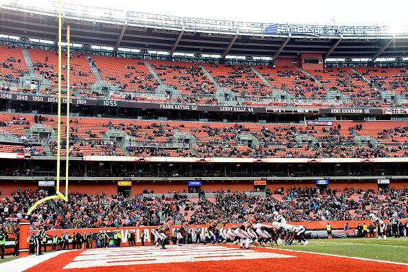 CLEVELAND, OH - DECEMBER 24:  Philip Rivers #17 of the San Diego Chargers under center against the Cleveland Browns at FirstEnergy Stadium on December 24, 2016 in Cleveland, Ohio. (Photo by Jason Miller/Getty Images)