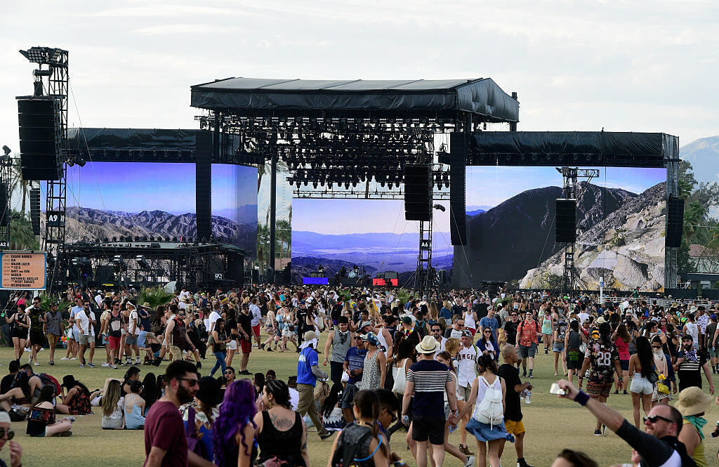 INDIO, CA - APRIL 24:  Music fans during day 3 of the 2016 Coachella Valley Music & Arts Festival Weekend 2 at the Empire Polo Club on April 24, 2016 in Indio, California.  (Photo by Frazer Harrison/Getty Images for Coachella)