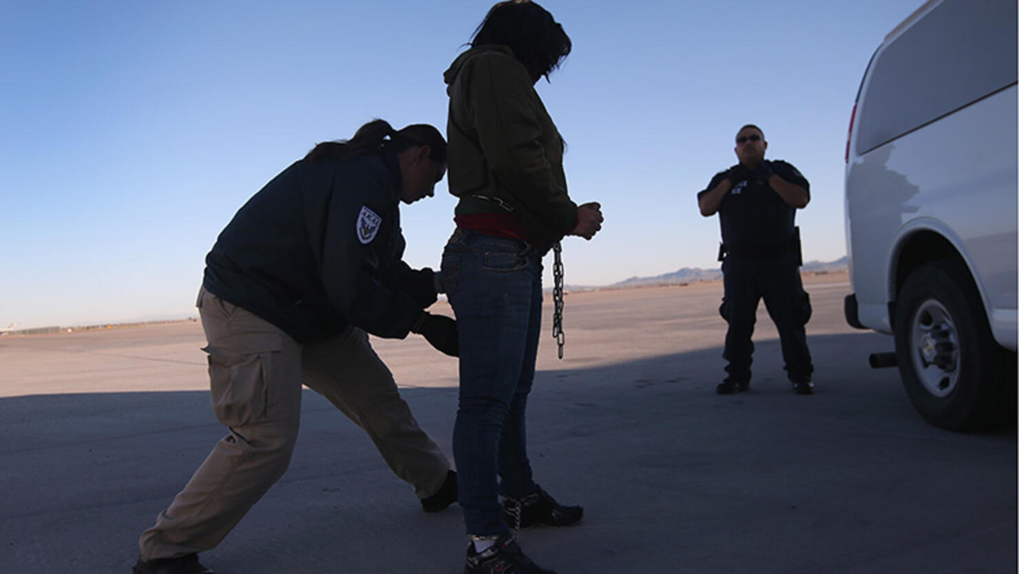 ICE Detains And Deports Undocumented Immigrants From Arizona