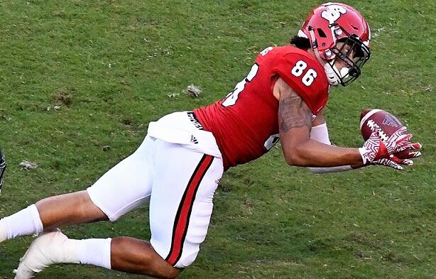 RALEIGH, NC - OCTOBER 01:  Thaddeus Moss #86 of the NC State Wolfpack makes a diving reception against the Wake Forest Demon Deacons at Carter-Finley Stadium on October 1, 2016 in Raleigh, North Carolina. (Photo by Mike Comer/Getty Images)