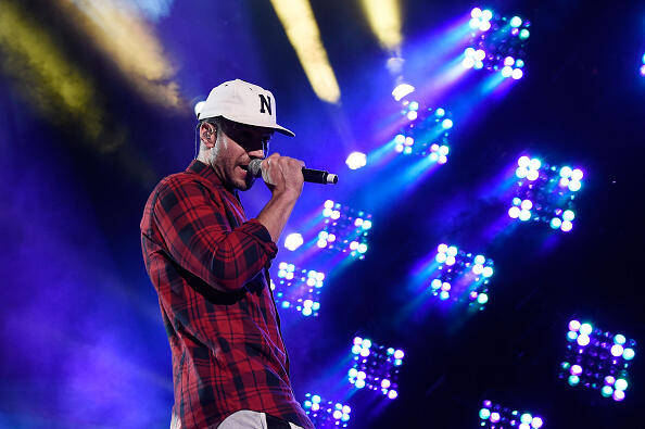 NASHVILLE, TN - JUNE 11:  Singer Sam Hunt performs onstage during the 2015 CMA Festival on June 11, 2015 in Nashville, Tennessee.  (Photo by Rick Diamond/Getty Images)