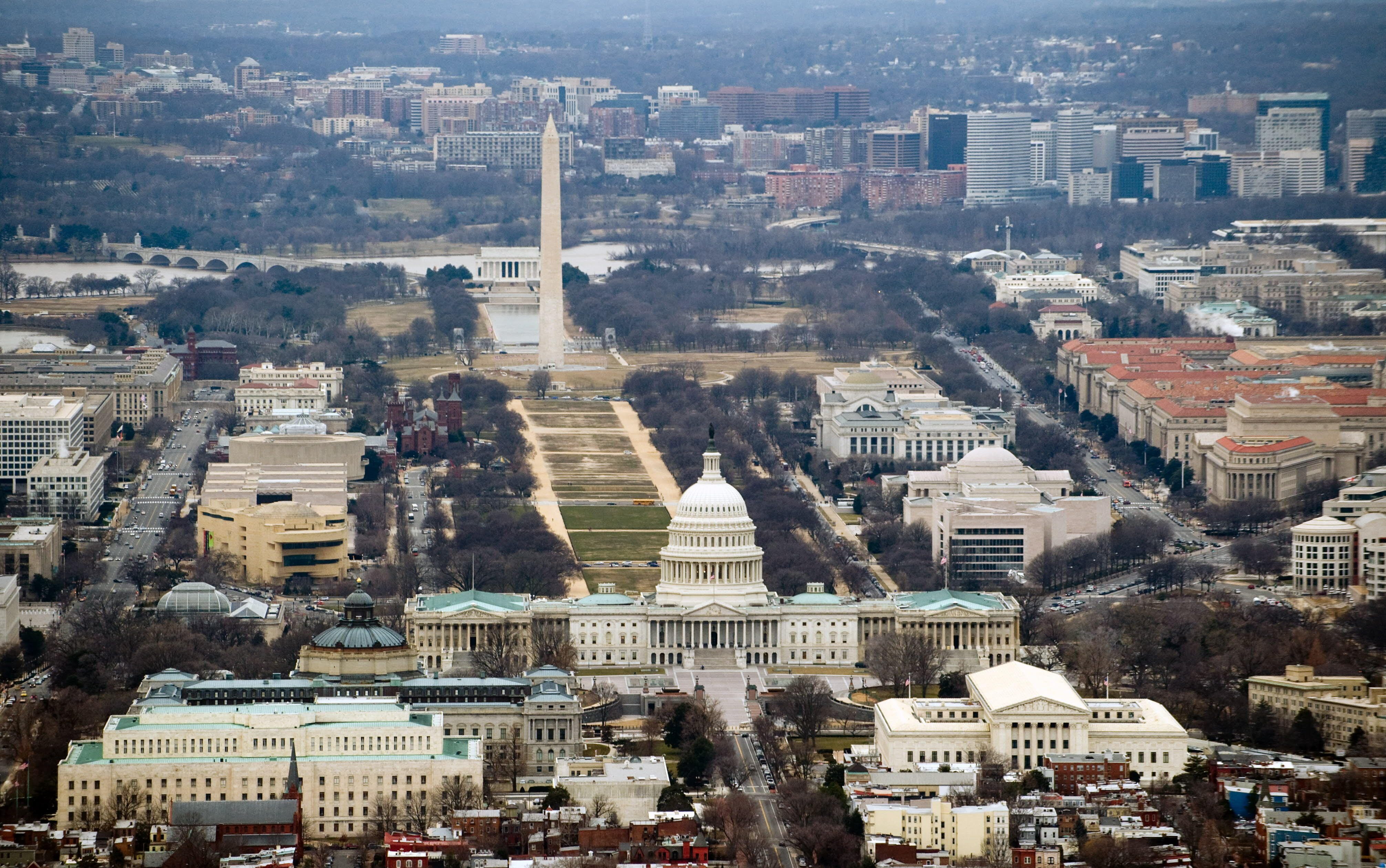 The skyline of Washington, DC, including the US Capitol building, Washington Monument, Lincoln Memorial and National Mall, is seen from the air, January 29, 2010.  AFP PHOTO / Saul LOEB (Photo credit should read SAUL LOEB/AFP/Getty Images)