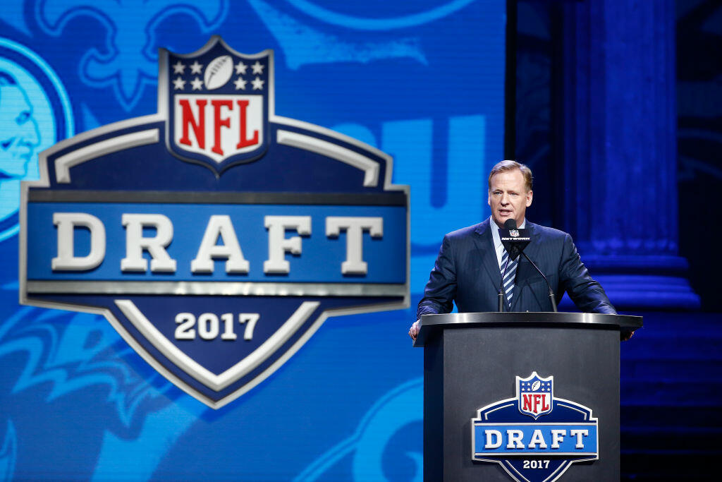 Wisconsin Badgers T.J. Watt, Ryan Ramczyk drafted in first round of NFL Draft - Thumbnail Image
